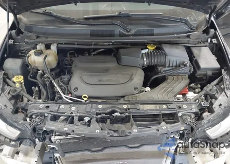 2021 Chrysler Pacifica Touring L from USA, damaged, VIN 2C4RC1BG4MR542888